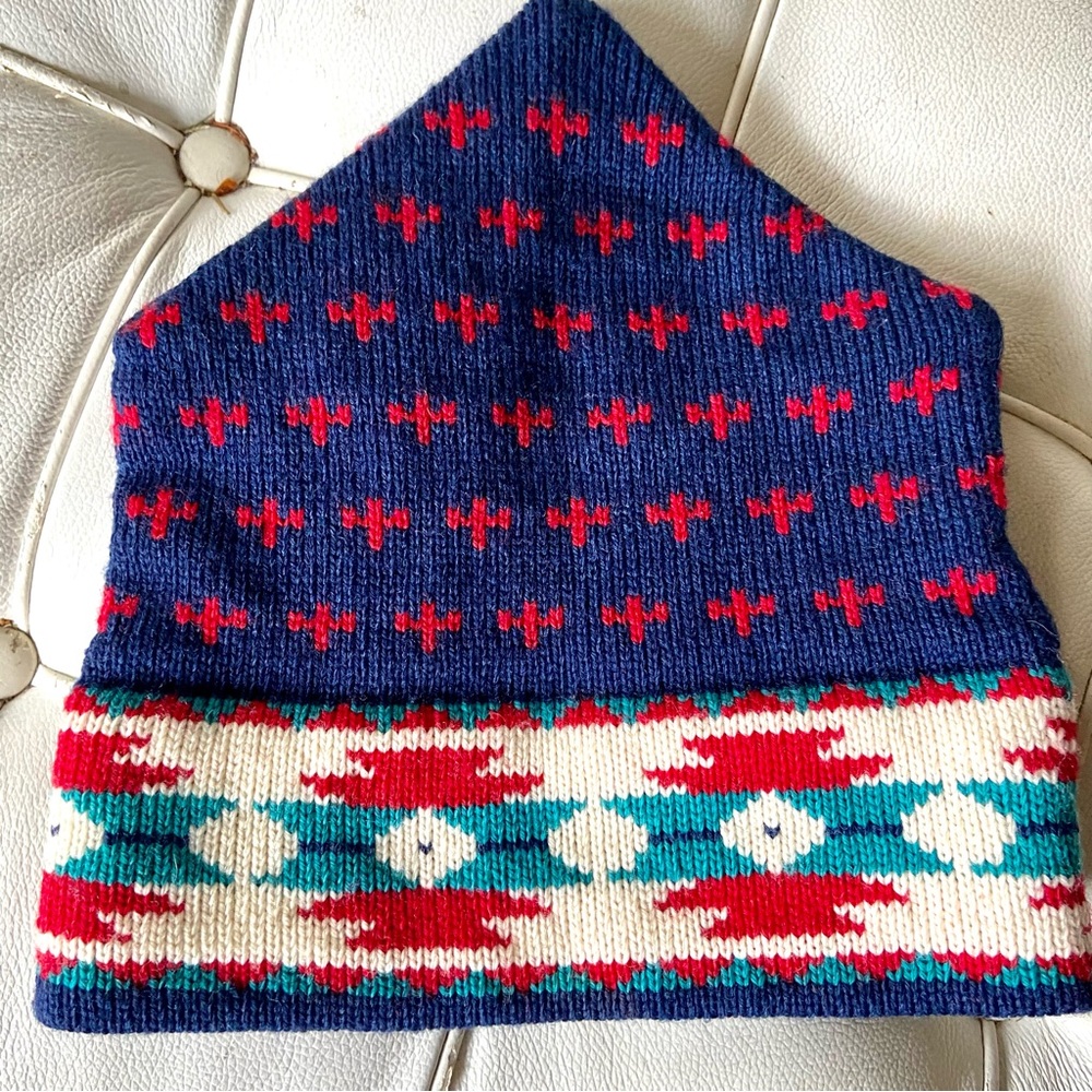 Mountain ladies and ewe wool vintage style knit hat handmade in Vermont